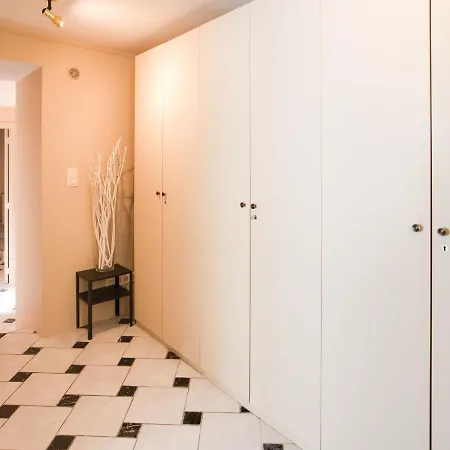 Modern In With Private Swimming Pool Semesterbostad Sosoye