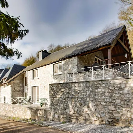 Modern In With Private Swimming Pool Semesterbostad